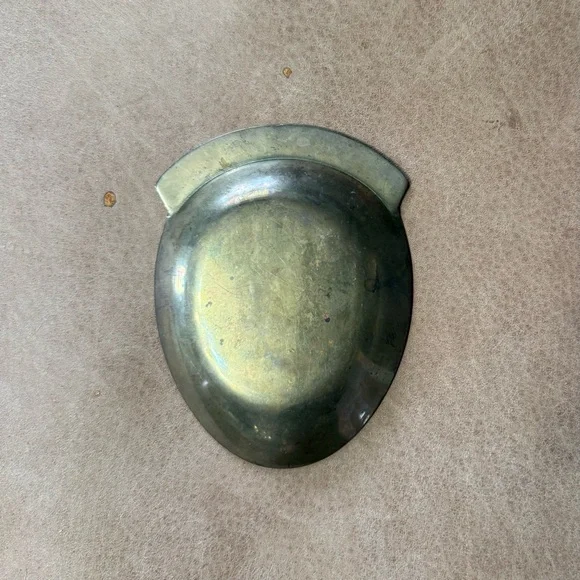 Vintage Brass Pocket Change Dish - Picture 3 of 5